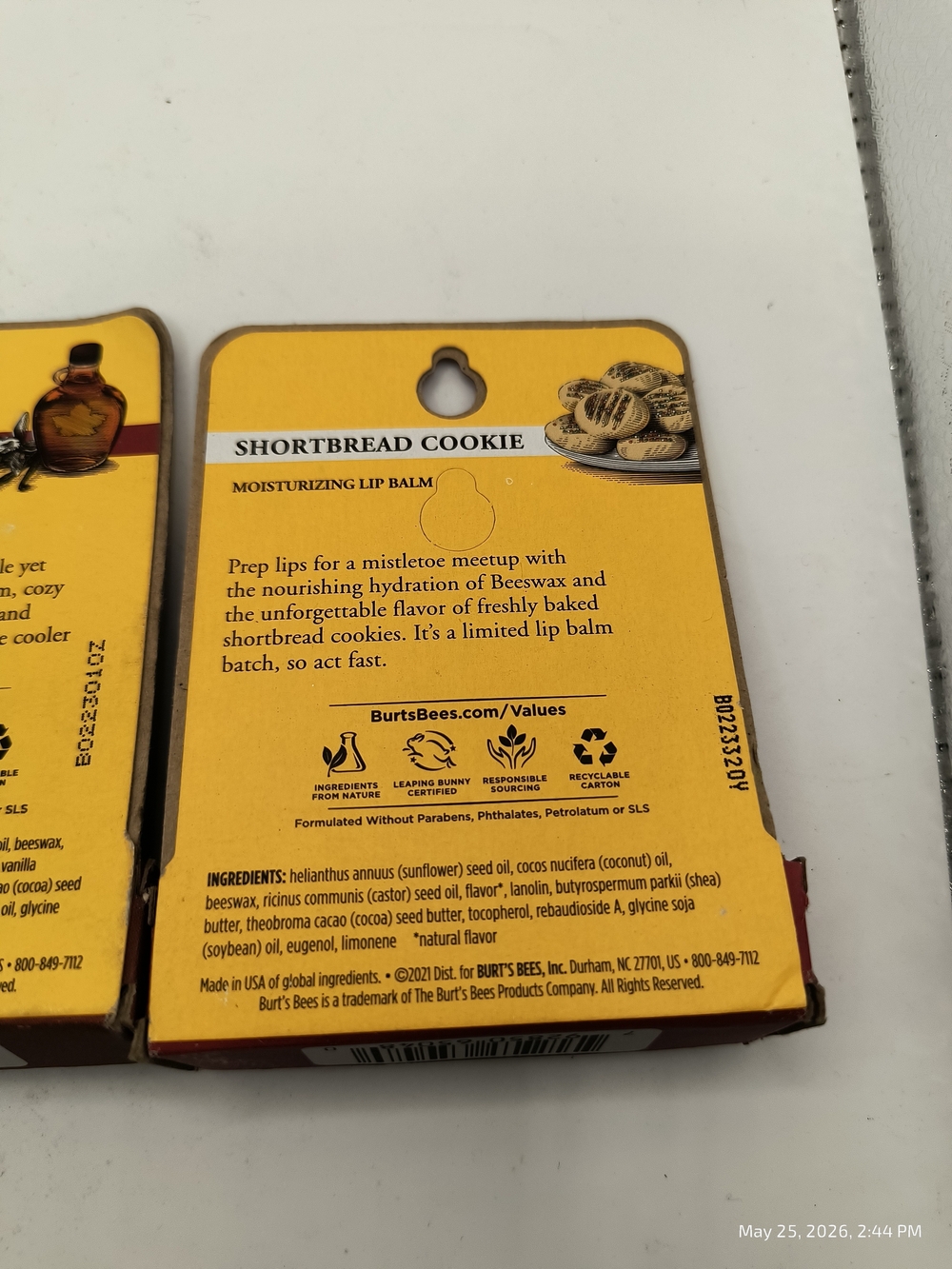 Burt's Bees Limited Edition Lip Balm Vanilla Maple Shortbread Cookie Cranberry - Picture 7 of 7